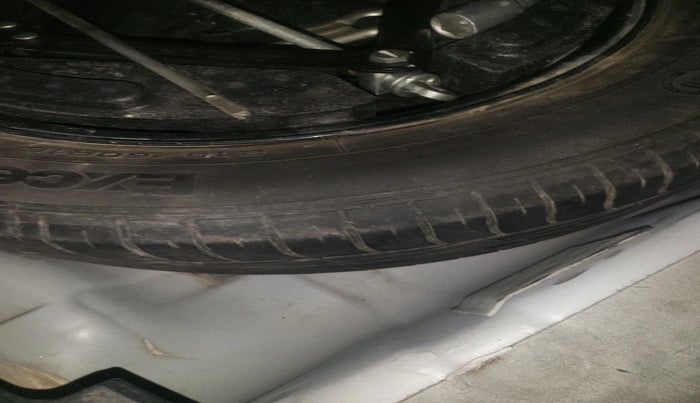 2018 Tata NEXON XZA PLUS DIESEL DUAL TONE, Diesel, Automatic, 90,191 km, tyre