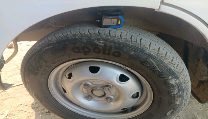 2022 Maruti Eeco 7 STR STD(O), Petrol, Manual, 49,910 km, tyre