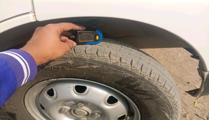 2022 Maruti Eeco 7 STR STD(O), Petrol, Manual, 49,910 km, tyre