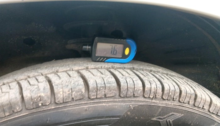 2011 Maruti Wagon R 1.0 LXI, Petrol, Manual, 1,11,350 km, tyre