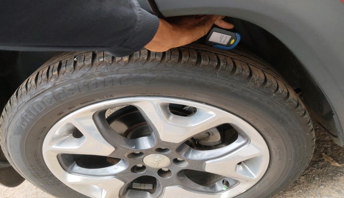 2019 Jeep Compass LIMITED PLUS DIESEL 4X4, Diesel, Manual, 37,918 km, tyre