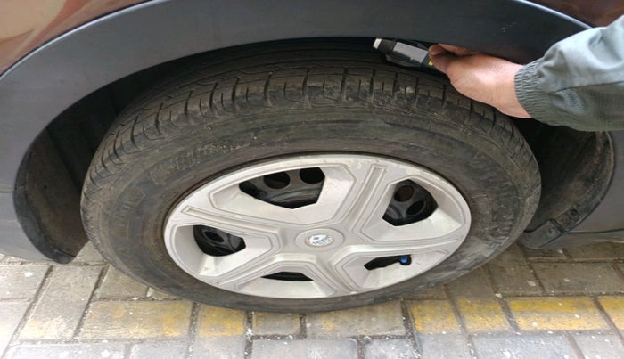 2015 Maruti S Cross DELTA 1.3, Diesel, Manual, 97,015 km, tyre