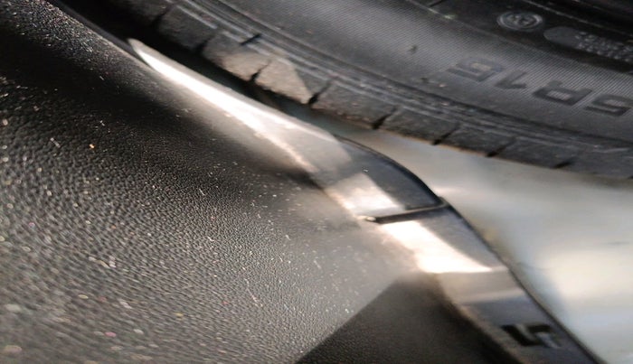 2019 Hyundai VENUE SX 1.0 TURBO, Petrol, Manual, 1,49,974 km, tyre