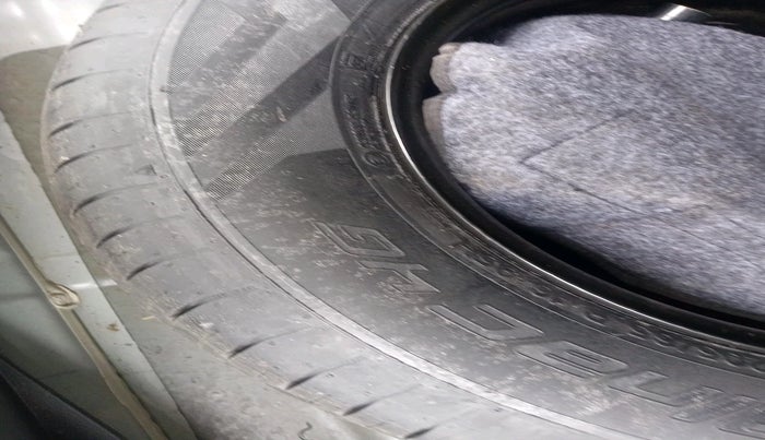 2022 Hyundai Creta SX IVT 1.5 PETROL, Petrol, Automatic, 27,160 km, tyre