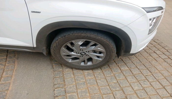 2022 Hyundai Creta SX IVT 1.5 PETROL, Petrol, Automatic, 27,160 km, tyre