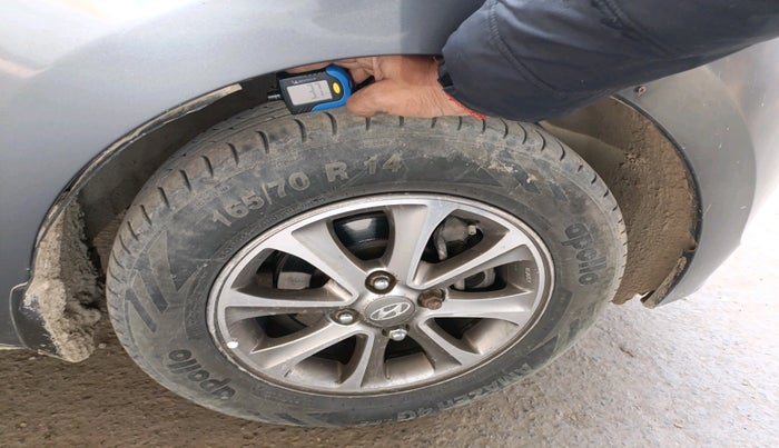 2015 Hyundai Grand i10 ASTA (O) 1.2 KAPPA VTVT, Petrol, Manual, 1,17,835 km, tyre