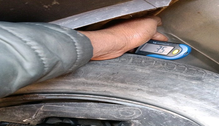 2011 Hyundai i10 ERA 1.1, Petrol, Manual, 28,559 km, tyre