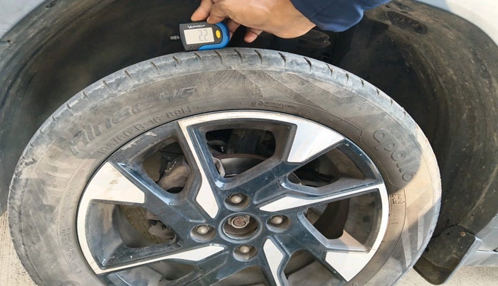 2021 Tata PUNCH CREATIVE  MT, Petrol, Manual, 31,099 km, tyre