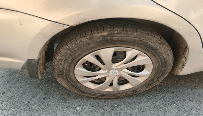 2011 Maruti Swift Dzire VXI, Petrol, Manual, 1,68,251 km, tyre