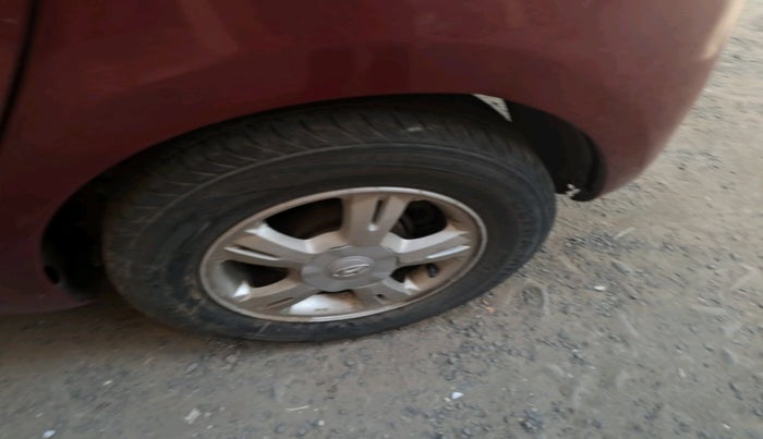 2010 Hyundai i20 ASTA 1.4 CRDI, Diesel, Manual, 1,00,229 km, tyre