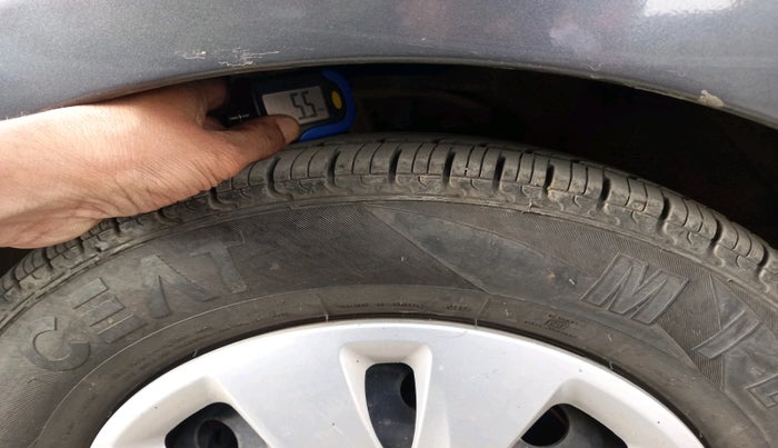 2013 Hyundai i10 SPORTZ 1.2, Petrol, Manual, 86,375 km, tyre