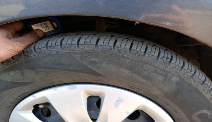 2013 Hyundai i10 SPORTZ 1.2, Petrol, Manual, 86,375 km, tyre