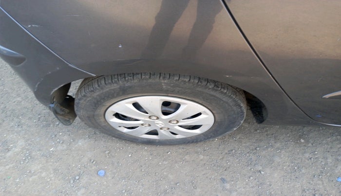 2013 Hyundai i10 SPORTZ 1.2, Petrol, Manual, 86,375 km, tyre