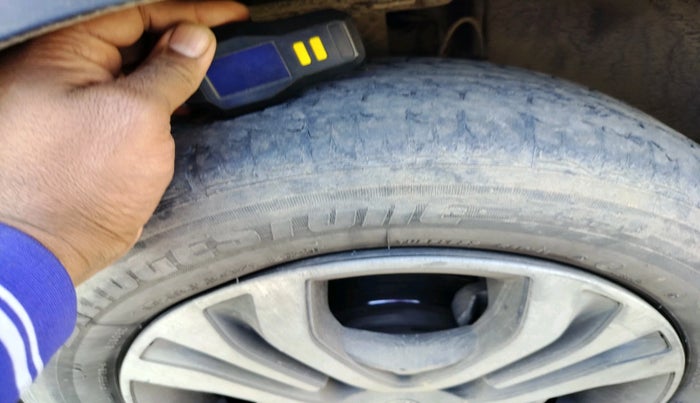 2022 Tata Tiago XT CNG, Petrol, Manual, 76,672 km, tyre