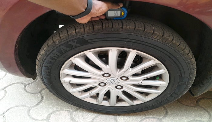 2018 Maruti Dzire ZXI, Petrol, Manual, 64,142 km, tyre