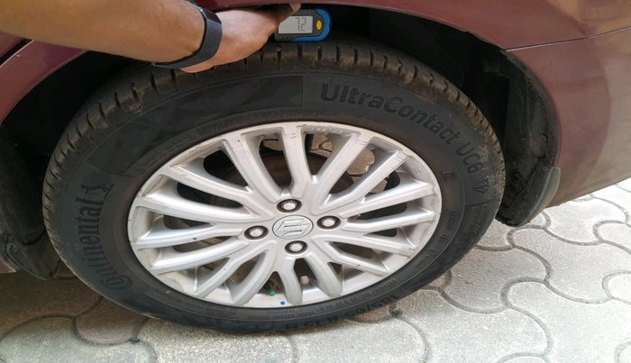 2018 Maruti Dzire ZXI, Petrol, Manual, 64,142 km, tyre