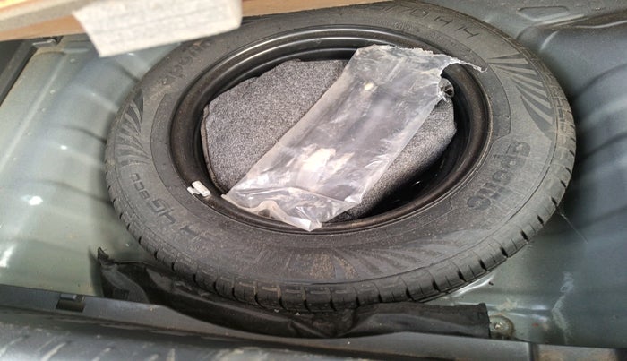 2021 Hyundai GRAND I10 NIOS MAGNA CORPORATE EDITION 1.2 KAPPA VTVT, Petrol, Manual, 17,709 km, tyre