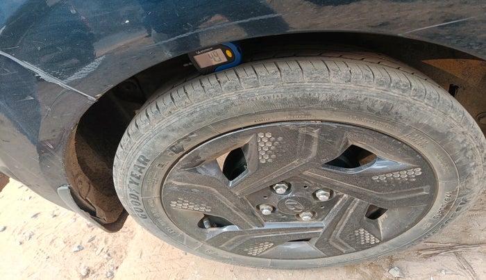 2021 Hyundai GRAND I10 NIOS MAGNA CORPORATE EDITION 1.2 KAPPA VTVT, Petrol, Manual, 17,709 km, tyre