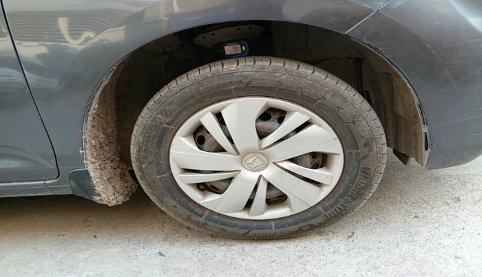 2018 Honda Amaze 1.2L I-VTEC S, Petrol, Manual, 29,797 km, tyre