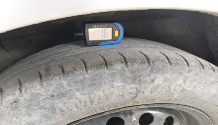 2013 Maruti Ertiga VXI, Petrol, Manual, 98,880 km, tyre