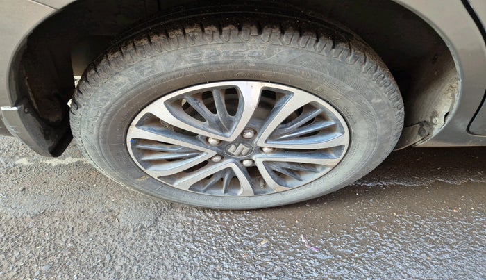 2022 Maruti Ertiga ZXI  CNG, Petrol, Manual, 53,662 km, tyre