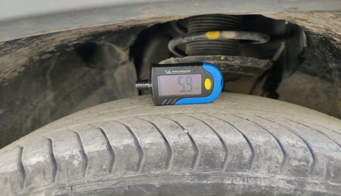 2025 Skoda Kylaq Prestige AT, Petrol, Automatic, 12,990 km, tyre