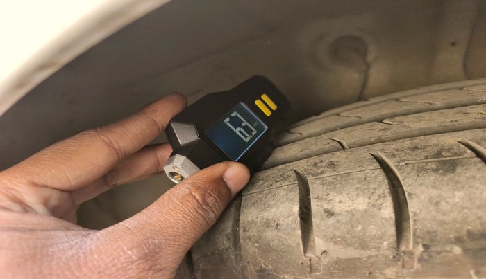 2017 Hyundai Elite i20 SPORTZ 1.2, Petrol, Manual, 39,299 km, tyre