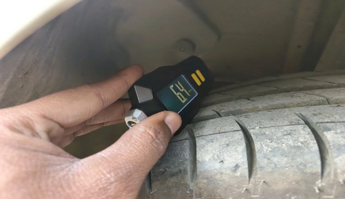 2017 Hyundai Elite i20 SPORTZ 1.2, Petrol, Manual, 39,299 km, tyre