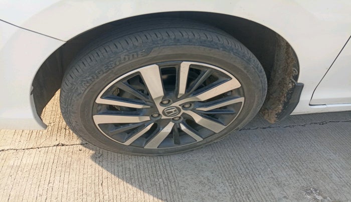 2022 Honda City 1.5L I-VTEC ZX, Petrol, Manual, 15,841 km, tyre