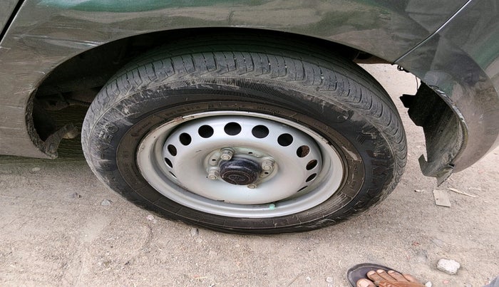 2023 Tata Tiago XE PETROL, Petrol, Manual, 32,920 km, tyre