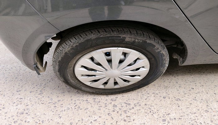 2023 Tata Tiago XE PETROL, Petrol, Manual, 32,920 km, tyre