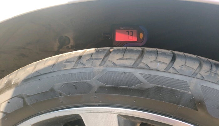 2016 Hyundai Verna 1.6 VTVT SX, Petrol, Manual, 89,177 km, tyre