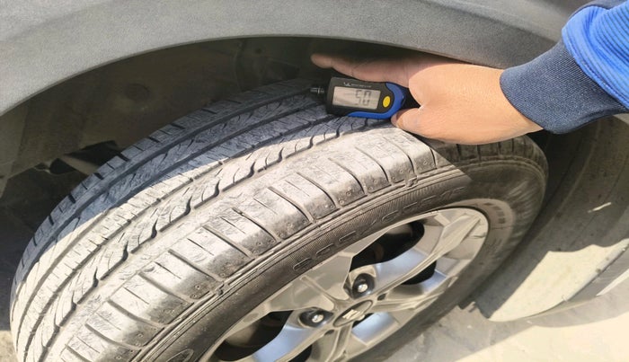 2020 KIA SELTOS HTK PLUS AT 1.5 DIESEL, Diesel, Automatic, 1,03,653 km, tyre