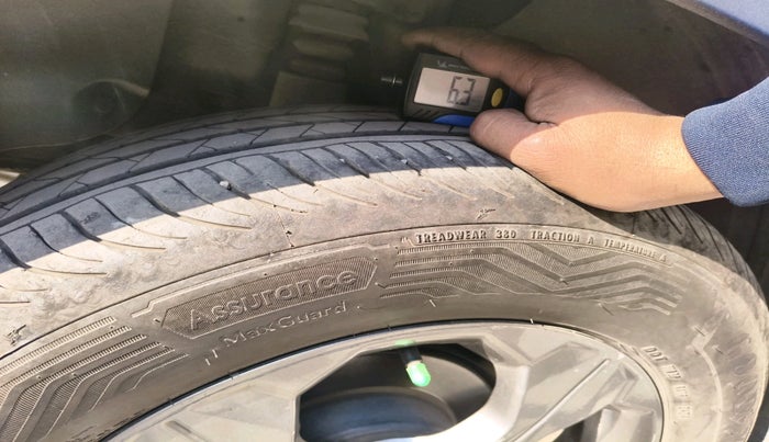 2020 KIA SELTOS HTK PLUS AT 1.5 DIESEL, Diesel, Automatic, 1,03,653 km, tyre