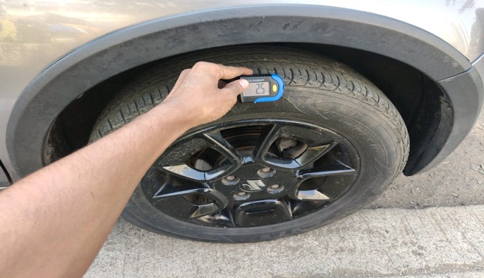 2017 Maruti IGNIS ZETA 1.3, Diesel, Manual, 1,47,281 km, tyre