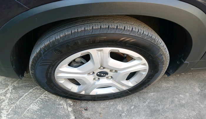 2022 KIA SONET HTK PLUS 1.2, Petrol, Manual, 4,821 km, tyre