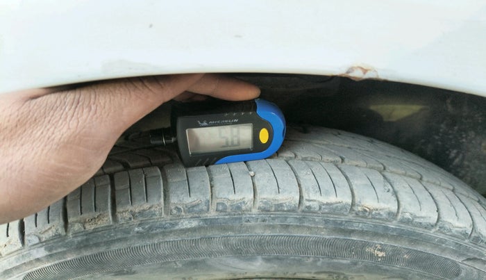 2013 Hyundai Santro Xing GL, Petrol, Manual, 67,818 km, tyre