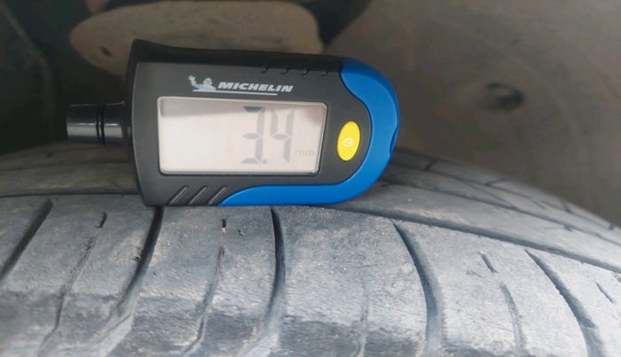 2023 Hyundai NEW I20 ASTA (O) 1.2 MT, Petrol, Manual, 22,617 km, tyre