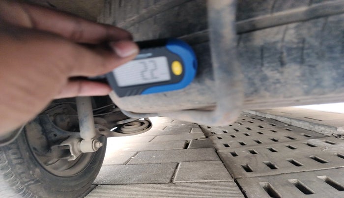 2018 Maruti Ertiga VXI CNG, Petrol, Manual, 2,10,751 km, tyre