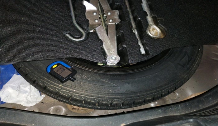 2016 Honda Jazz 1.2L I-VTEC V, Petrol, Manual, 48,130 km, tyre