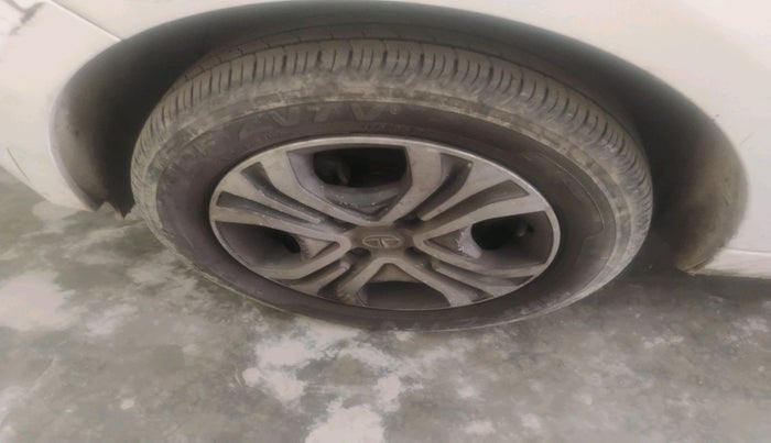 2023 Tata Tiago XZ PLUS CNG, Petrol, Manual, 47,561 km, tyre