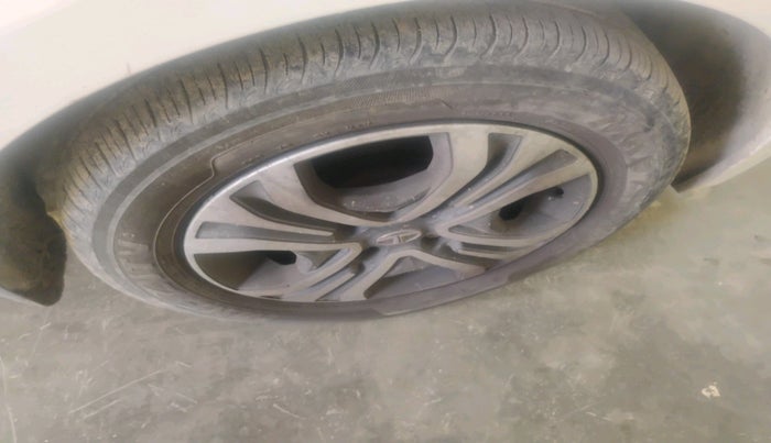 2023 Tata Tiago XZ PLUS CNG, Petrol, Manual, 47,561 km, tyre