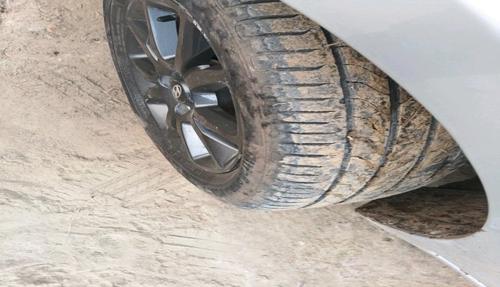 2018 Hyundai Elite i20 ASTA 1.4 CRDI, Diesel, Manual, 1,33,623 km, tyre