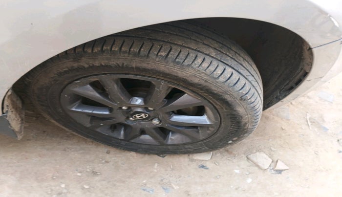 2018 Hyundai Elite i20 ASTA 1.4 CRDI, Diesel, Manual, 1,33,623 km, tyre