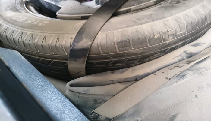 2017 Maruti Vitara Brezza ZDI, Diesel, Manual, 2,43,688 km, tyre