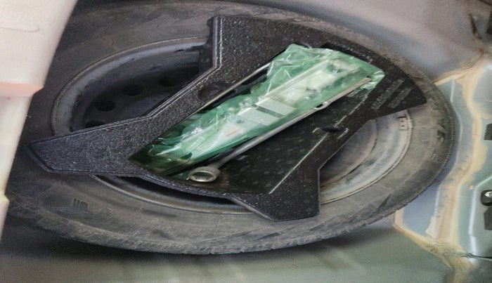 2019 Maruti Celerio ZXI, Petrol, Manual, 57,216 km, tyre