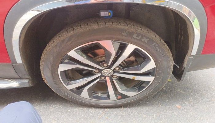 2023 MG HECTOR SAVVY PRO 1.5 TURBO CVT PETROL, Petrol, Automatic, 18,802 km, tyre