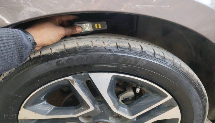 2018 Tata TIGOR XZ (O) PETROL, Petrol, Manual, 1,07,944 km, tyre