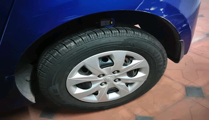 2016 Hyundai Elite i20 MAGNA 1.2, Petrol, Manual, 61,774 km, tyre