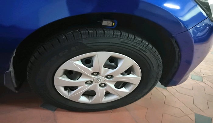 2016 Hyundai Elite i20 MAGNA 1.2, Petrol, Manual, 61,774 km, tyre